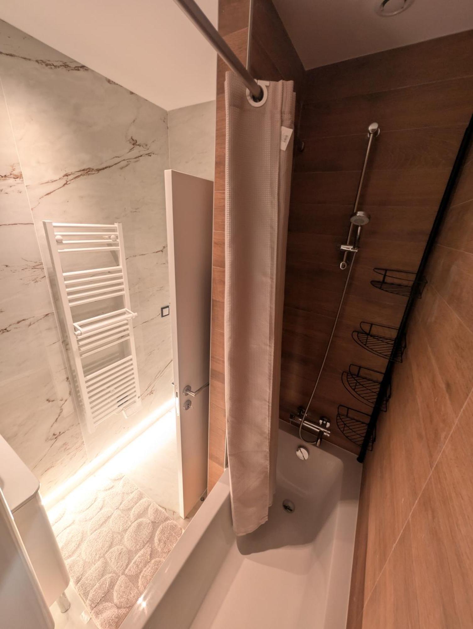Omarais Guest House ปารีส ภายนอก รูปภาพ